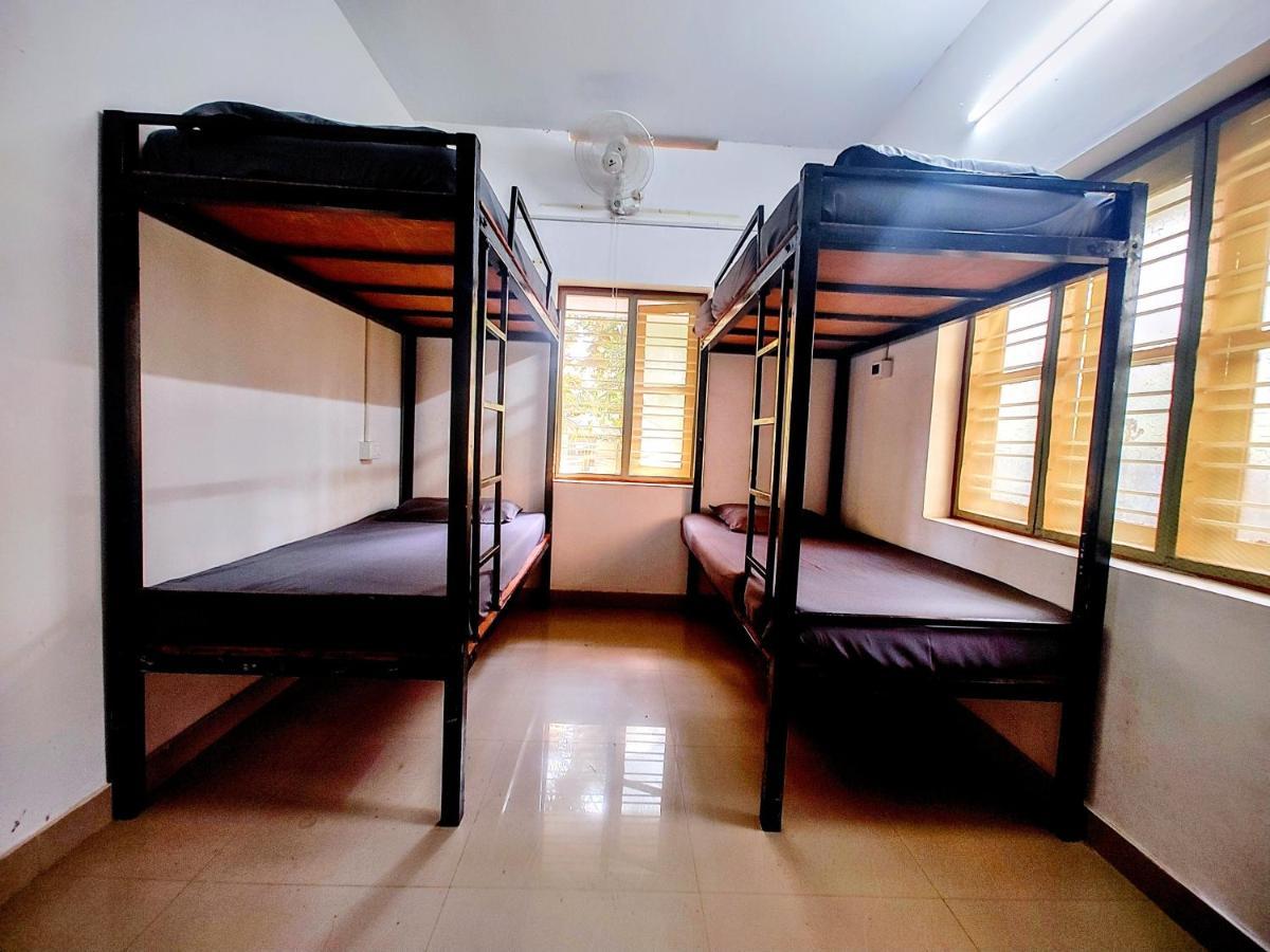Gogonuts Hostel Varkala Eksteriør billede